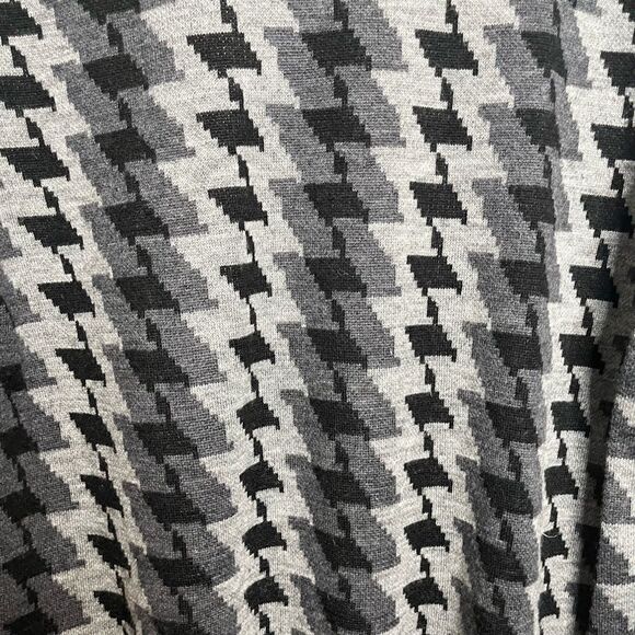 H&M Merino Wool Knit Blend Houndstooth Lightweight Long Sleeve Crew Neck Sweater - Picture 5 of 9